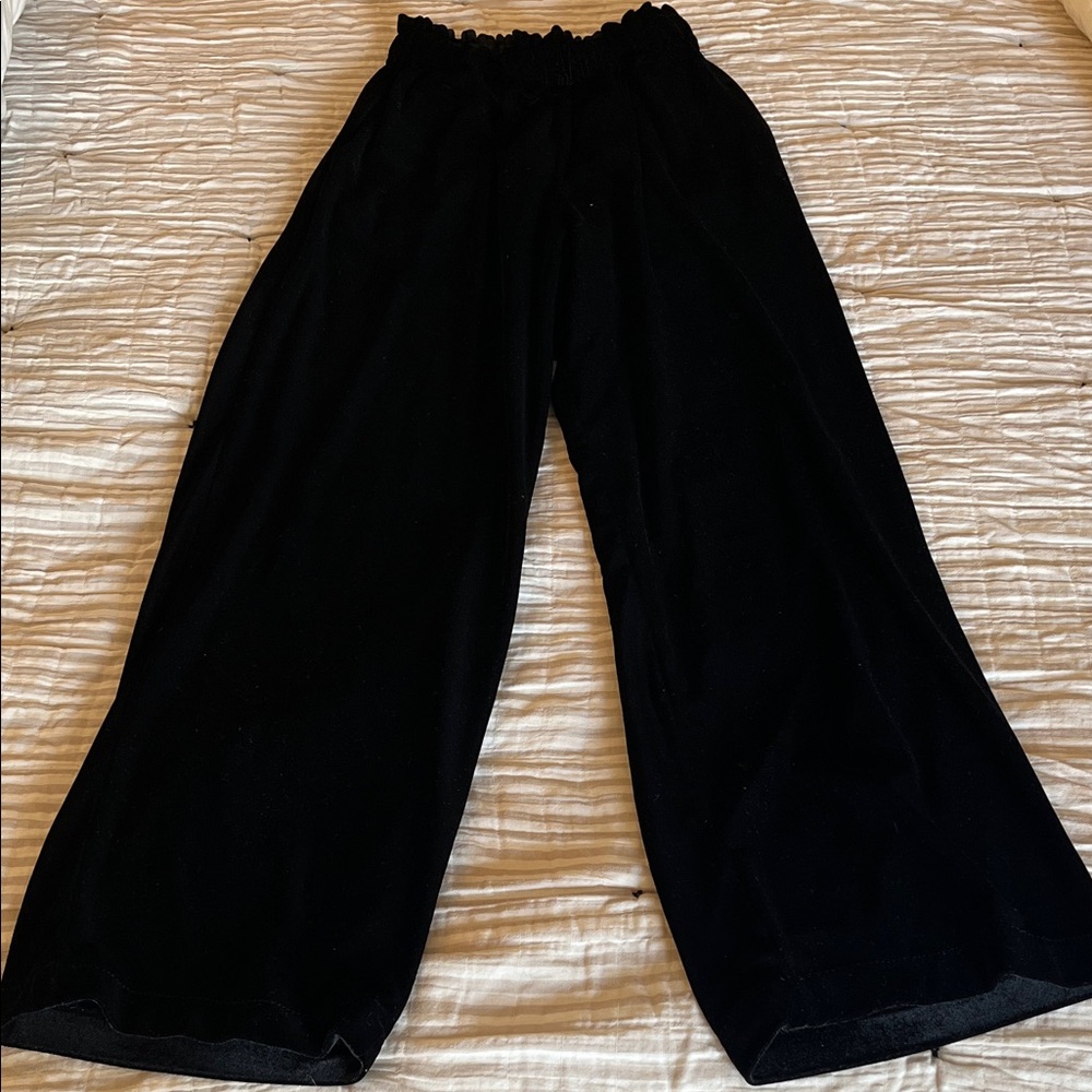 Girls Zara 11/12 Black Wide-Leg Velvet Pants with Paper-bag waist